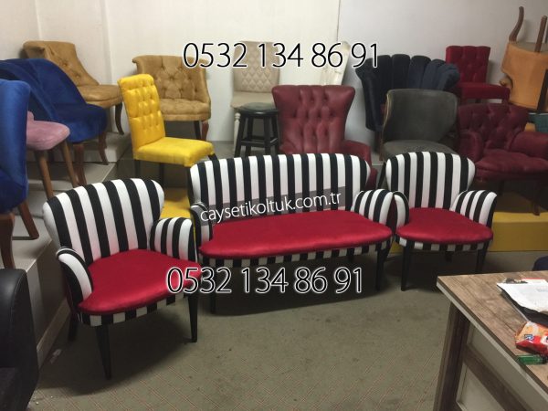 Kırmızı Zebra Çayseti Koltuk Takımı
